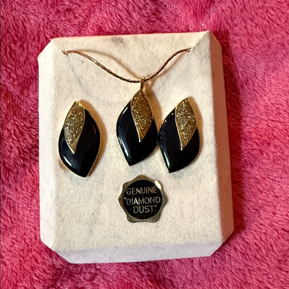 Genuine Diamond Dust Black and Gold Leaf Pendant and Earrings Set